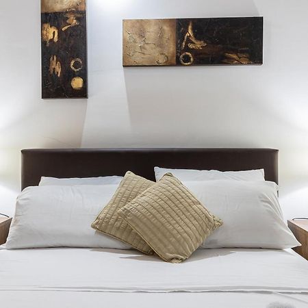 Seafront - Top Location, Top Floor With Wifi & Ac By 360 Estates La La Valletta Esterno foto