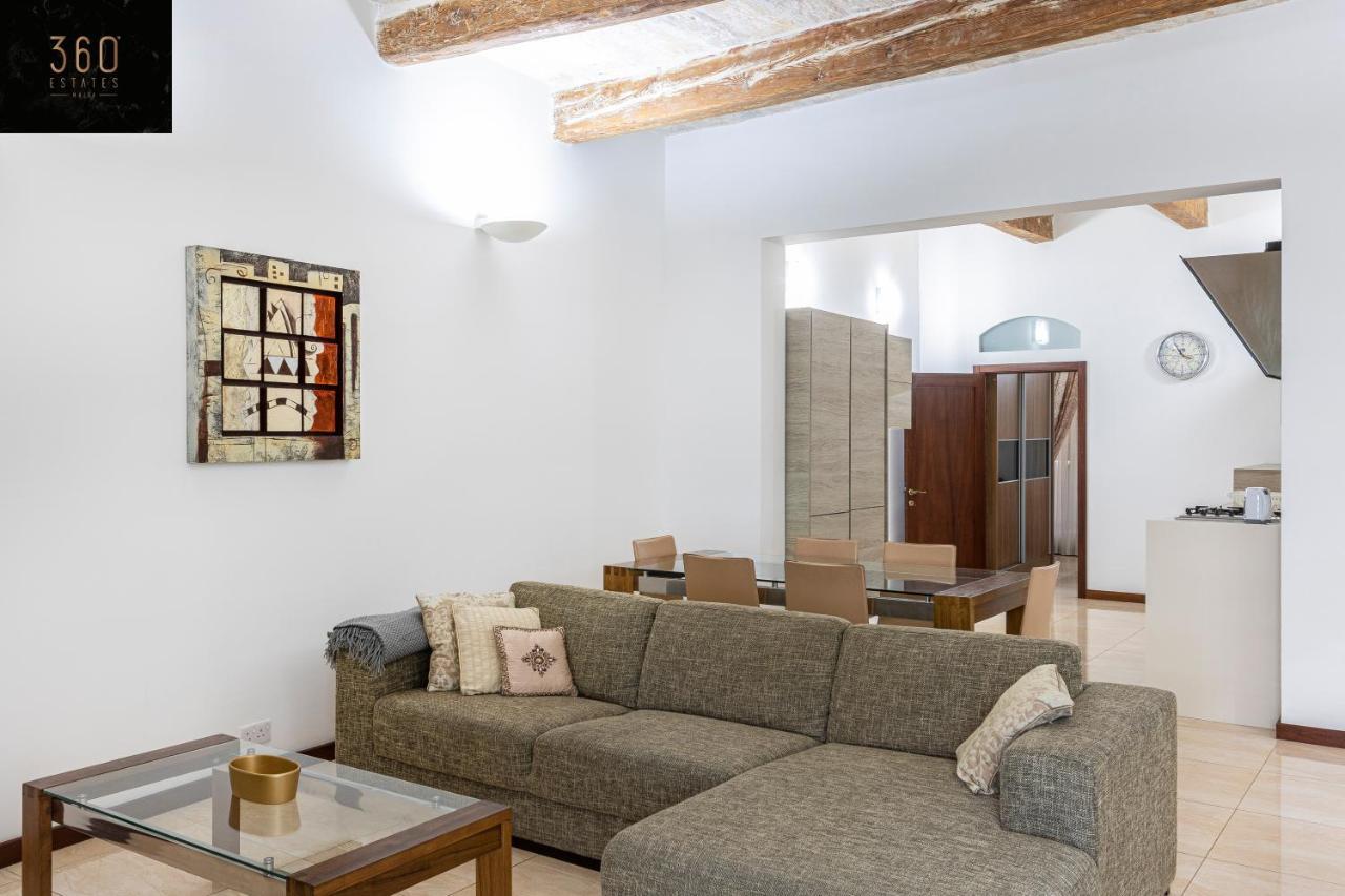 Seafront - Top Location, Top Floor With Wifi & Ac By 360 Estates La La Valletta Esterno foto