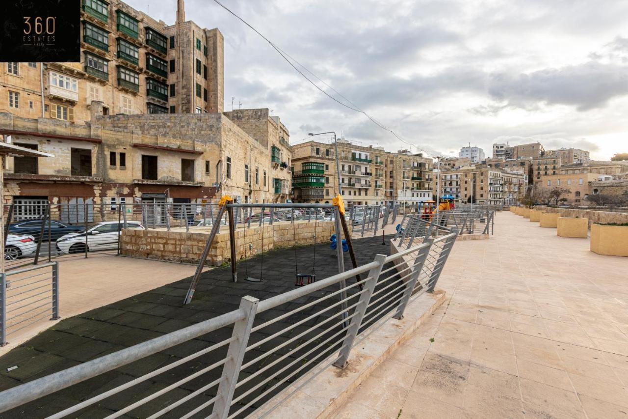 Seafront - Top Location, Top Floor With Wifi & Ac By 360 Estates La La Valletta Esterno foto
