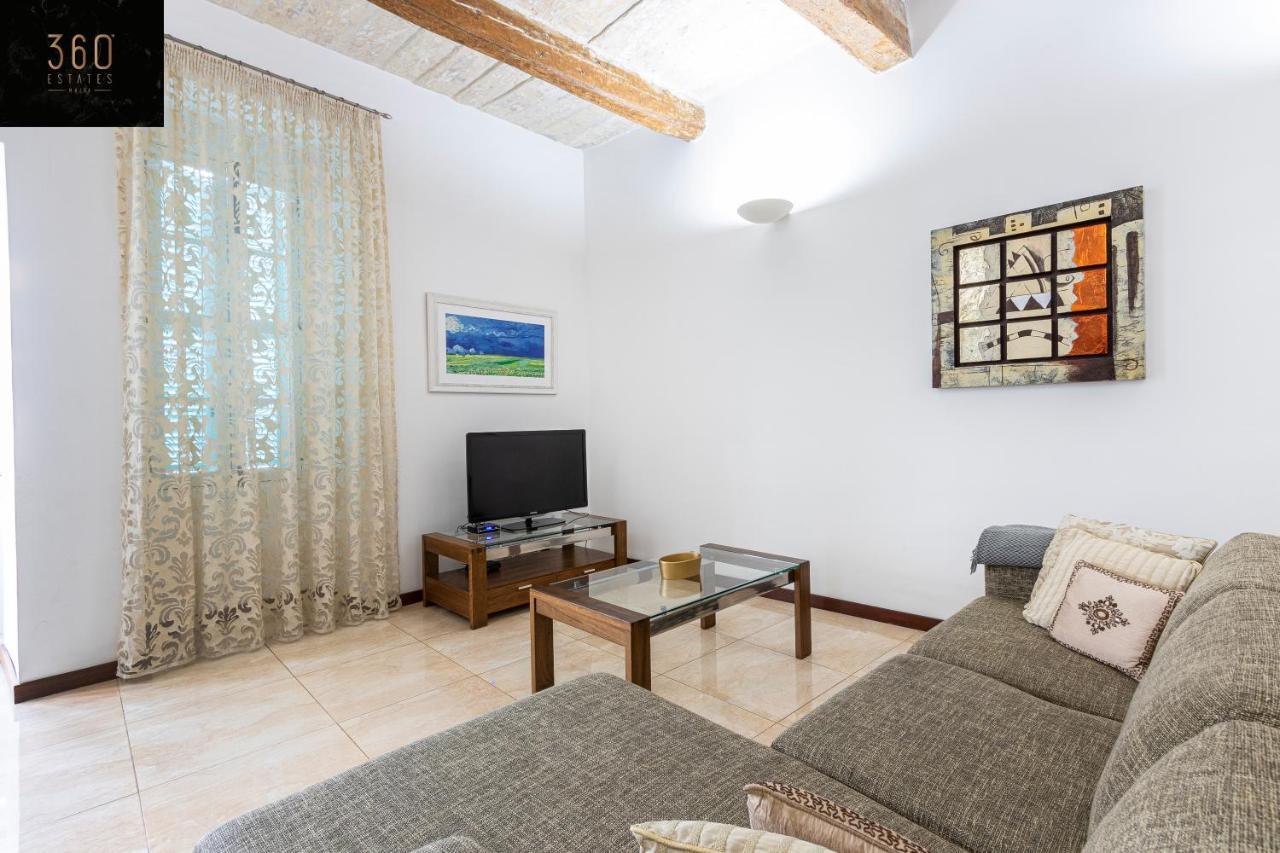Seafront - Top Location, Top Floor With Wifi & Ac By 360 Estates La La Valletta Esterno foto